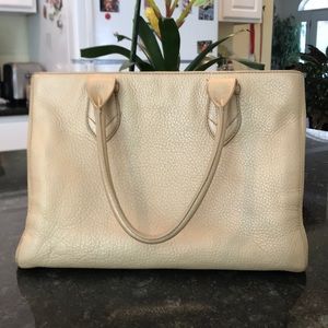 Kole Haan pebbled leather purse EUC